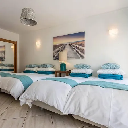 Stories 1 - Sunny Roof Terrace Apartment *