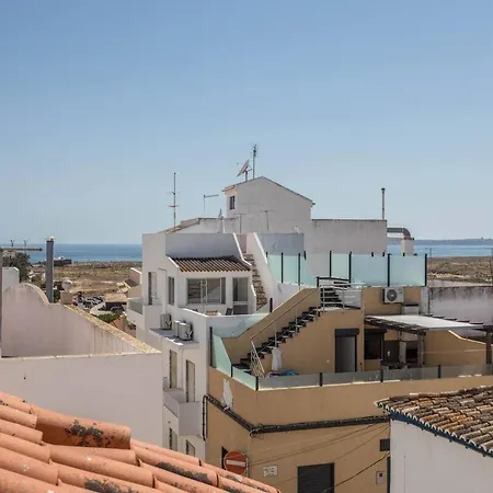 Stories 1 - Sunny Roof Terrace * Alvor
